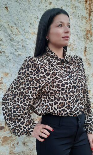 Blusa leopardo con manga bullón.Comprar blusa bullón.Gabalda17