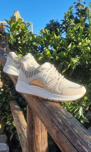 Zapatillas mujer de vestir beige. Comprar zapatillas mujer.Gabalda
