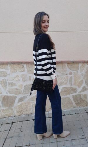 Bolso de ante con flecos y tachuelas. Comprar bolso .Gabalda17