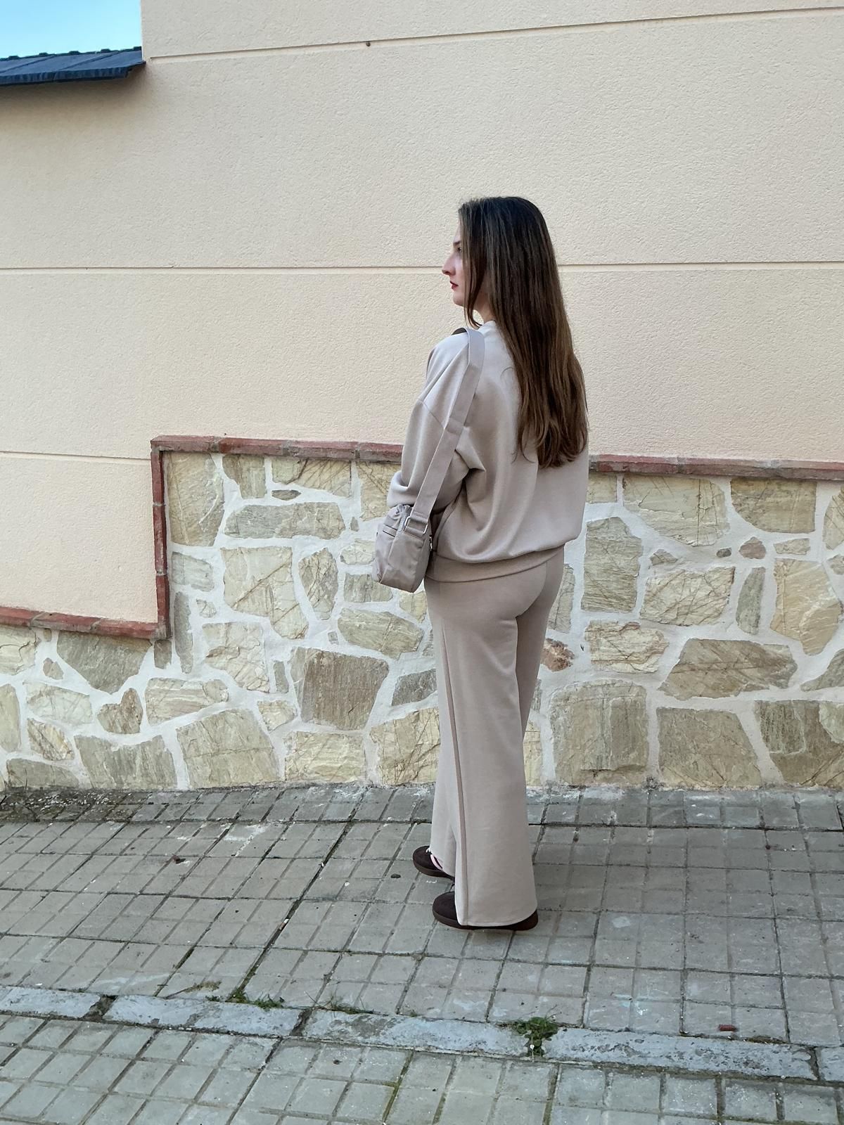 Conjunto casual beige. Comprar conjunto casual de chica.Gabalda Conjunto casual beige. Comprar conjunto casual de chica.Gabalda