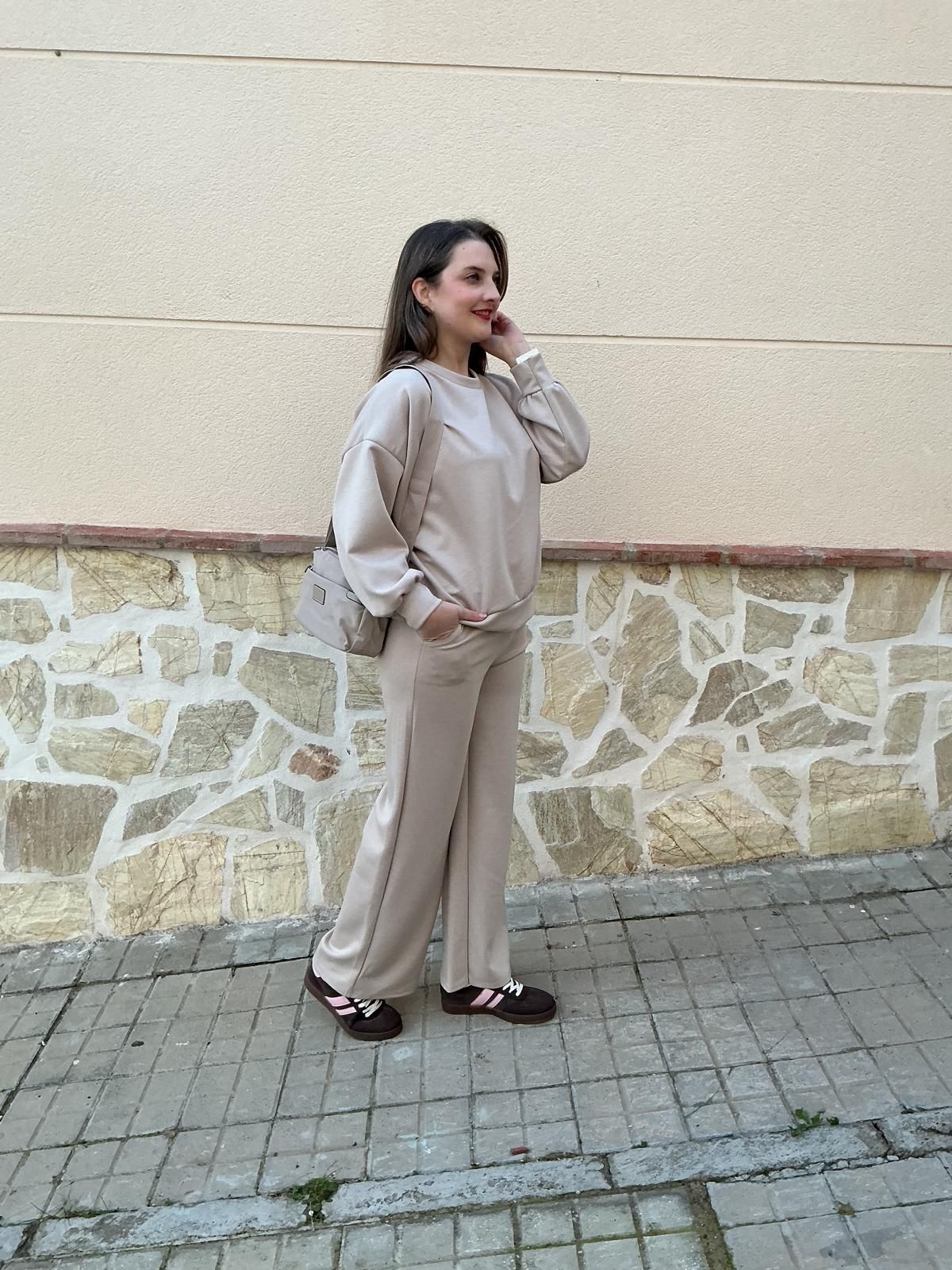 Conjunto casual beige. Comprar conjunto casual de chica.Gabalda Conjunto casual beige. Comprar conjunto casual de chica.Gabalda